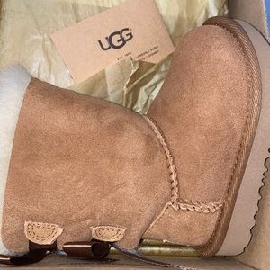 Toddler brown Ugg’s brand NEW